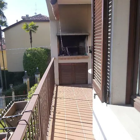 Delizioso Vista Lago Apartment *